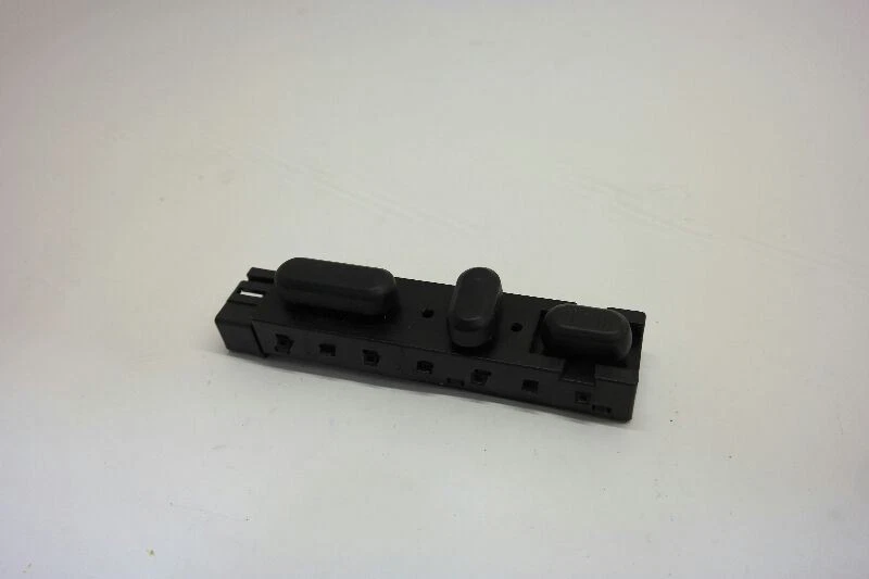 2011 Lincoln MKZ RH right Front passenger Seat Switch  - Image 2 of 4