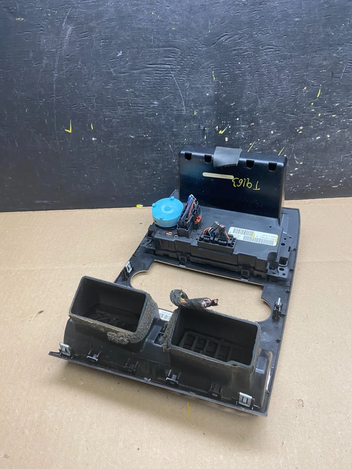 Moldura de rádio controle de temperatura climática Dodge Charger painel 2005 - 2007 T9163 DG - Imagem 4 de 4