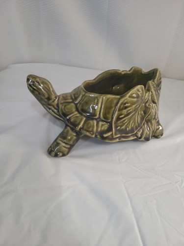 McCoy 50s MCM Planter Made In USA Green Turtle with Leaves