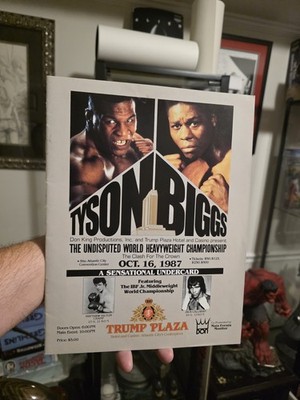 1987 Original Vintage Mike Tyson vs. Tyrell Biggs Boxing Fight Trump Program !