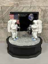 Apollo 11 One Small Step for Man Model Astronauts Moon Walk Diorama