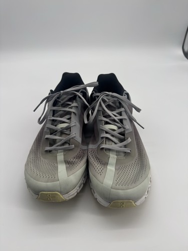 On Cloudflow Swiss Engineering Men’s Size 13 Running Shoes Gray