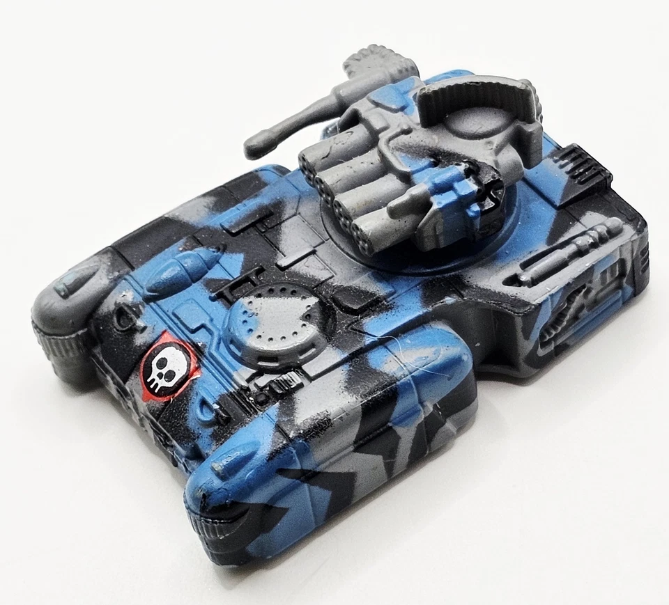 Vintage Small Micro Machine XV-99 Perpetrator Tank FuturisticTank in Dark Camo - Image 2 of 4