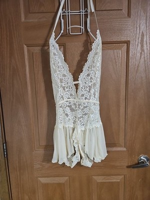 New Women's Ivory XXL Lacy Lingerie 1 Piece Chemise With Split Crotch