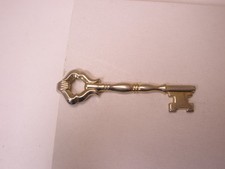 Skeleton Key Vintage HICKOK SMALL Tie Bar Clip lock smith dungeon safe treasure