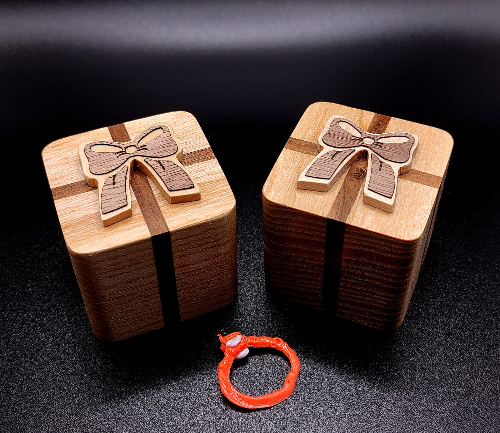 Elegant Wooden Engagement and Wedding Ring Box for Storage-image