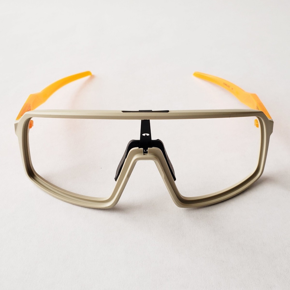 Oakley サングラス SUTRO MATTE SAND Oakley Sutro Matte Sand Brown | Orange Stems Replacement