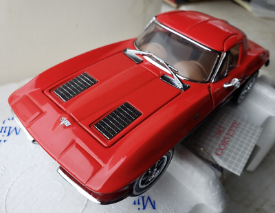 Franklin Mint Corvette 1963 Stingray 1:24 Scale Die Cast B11PX67