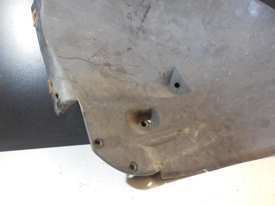 Guardabarros delantero izquierdo guardabarros forro trasero 2116902130 06-09 mercedes-benz w211 e350 Foto 4 de 4