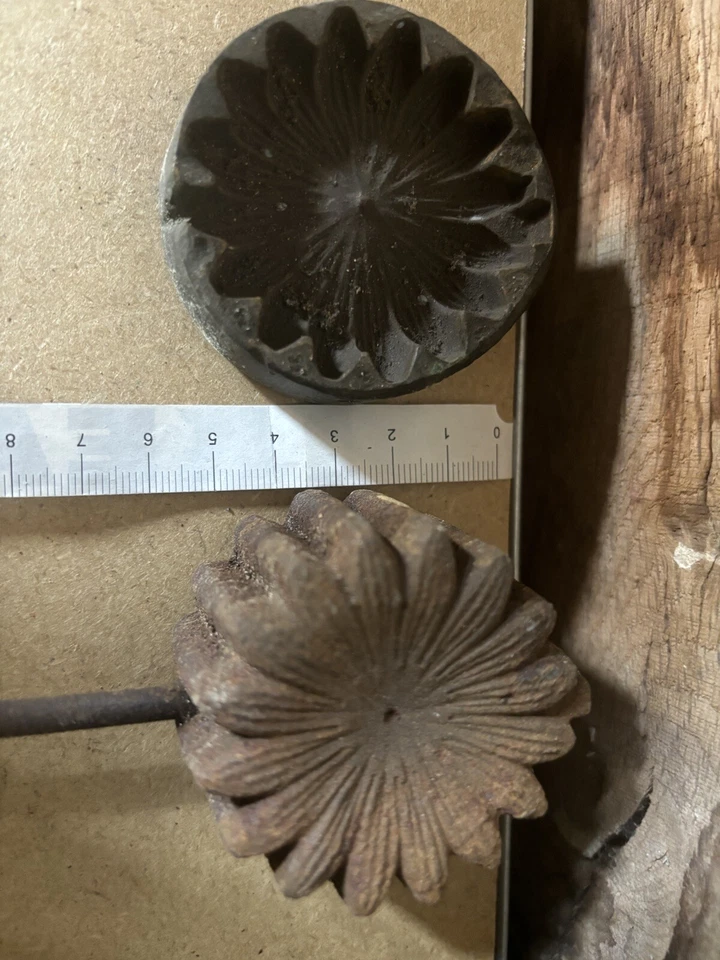 outils anciens Fleuriste .fer a Gaufrer Bronze Et Laiton. Très Rare 19eme Siècle - Photo 2/2