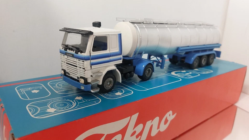 Camión cisterna Tekno Scania 142H + remolque 1:50 en caja - Imagen 3 de 4