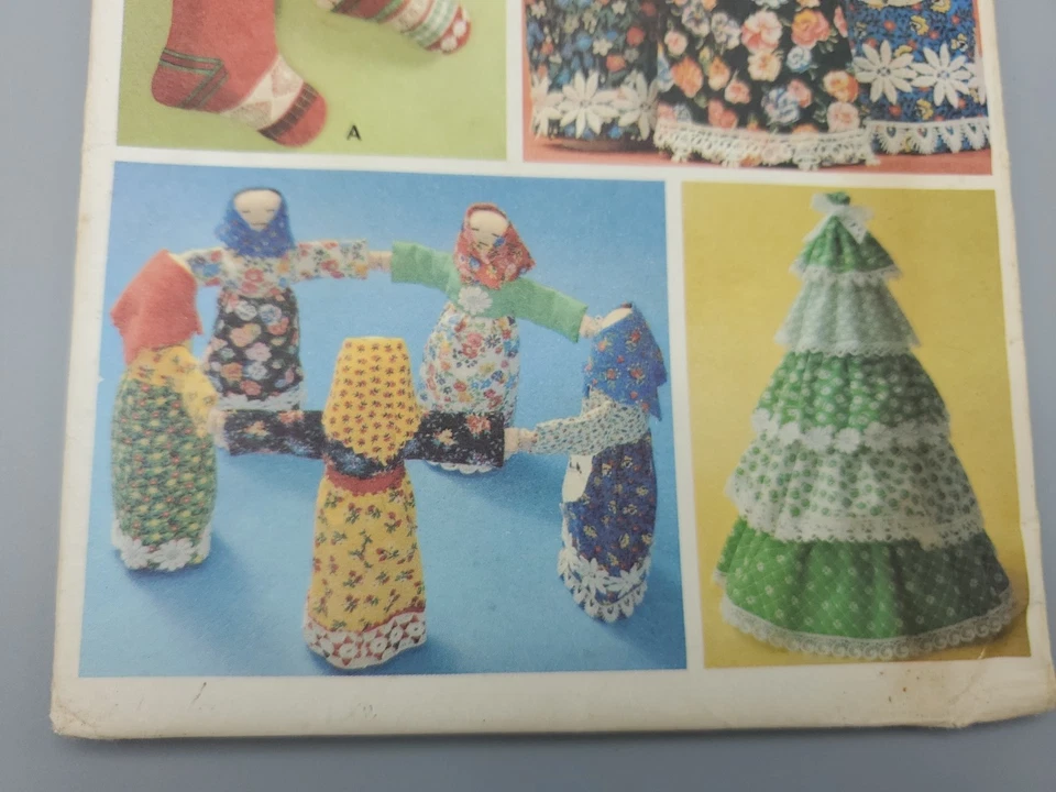 Muñeca Medias Árbol de Navidad Vintage Sin Cortar Butterick Costura Artesanal Patrón 5709 Foto 2 de 4