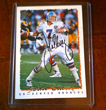 Topps 1995 John Elway Denver Broncos #37 Autographed NFL Football Card