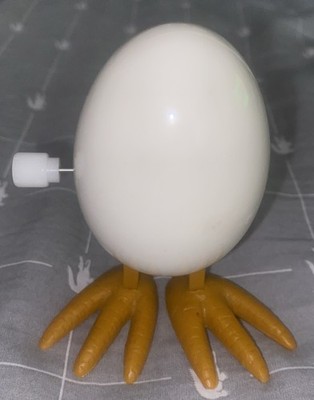Vtg Gemmy Industries Wind Up Walking  Egg Toy