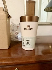 NEW Stanley Stacking Pint Cup in Gilded Marshmallow - Holiday Collection 2024