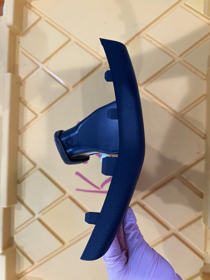 BMW 320i 2015 consola central moldura de ventilación de aire trasera 9218908 Foto 3 de 4