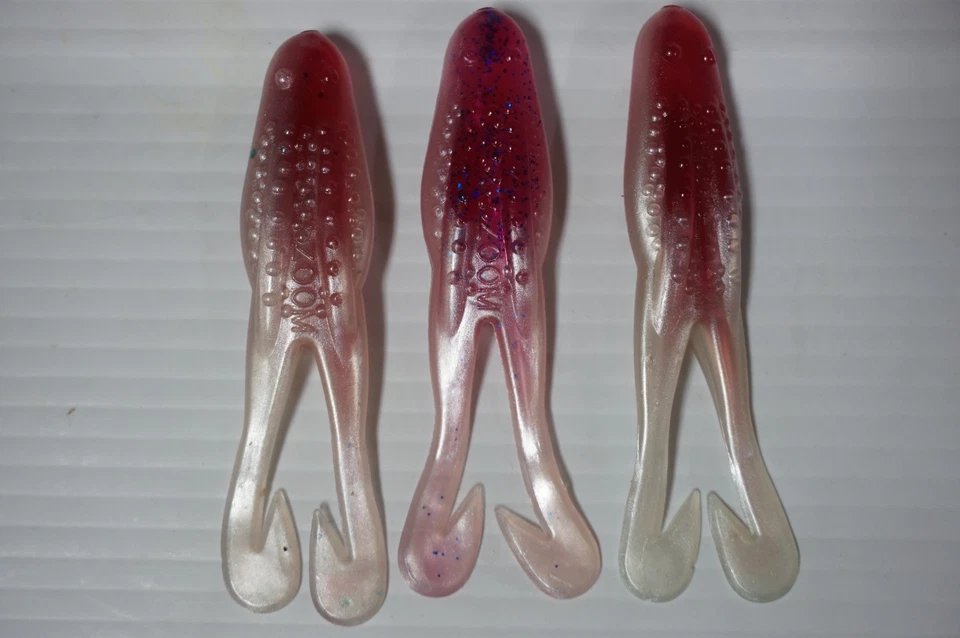 Señuelos de pesca de lubina de plástico suave sapo cachondo Topwater 25 - Zoom 4,25" Foto 3 de 4