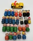 Little People Fisher Price Vintage Lot Of 28 Pcs Wood / Plastic Motorcycle Dog