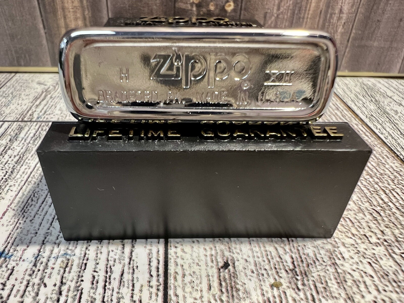 VTG Zippo LIGHTER Pinup Windproof Beauty RARE VARGA WINDY GIRL NOS H-XII