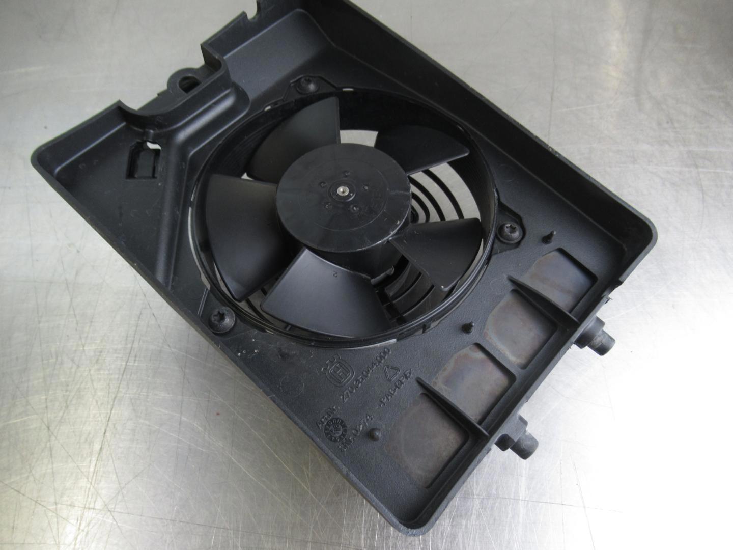EB1407 2019 19 KTM SMC R 690 RADIATOR FAN VENTILATOR FAN