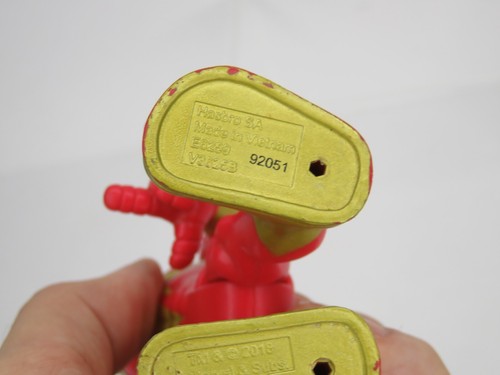 IRON SPIDER Marvel Super Hero Adventures Rojo y Dorado Spiderman Hasbro Playskool - Imagen 3 de 3