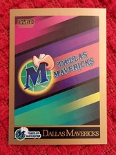 1990 Skybox Basketball Card #333 Dallas Mavericks Team Logo & Checklist