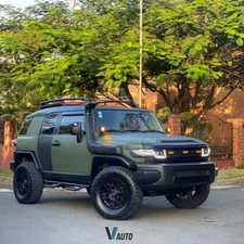 VLAND For Toyota FJ Cruiser 2007-2015 LED Projector Headlights With Black Grille