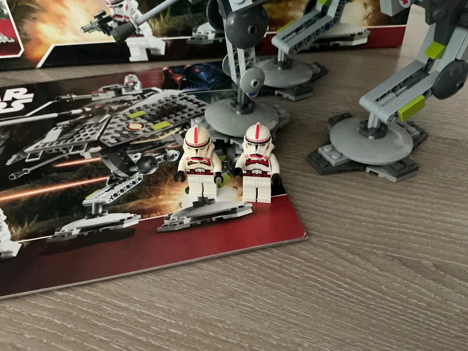 LEGO Star Wars 7671 AT-AP Walker, photo 2 sur 5