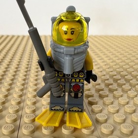 LEGO Atlantis: Samantha Rhodes, SPEARGUN, atl022, 7985, CITY OF ATLANTIS, 2011