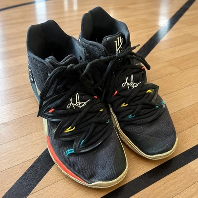 KYRIE5 EP ‘Friends’ 28cm KYRIE5 EP 'Friends' 28cm Nike Kyrie 5 EP Friends | eBay