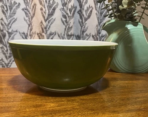 Vintage Large PYREX Mixing Nesting Bowl Green Avocado (Verde ) #404 4QT Mcm