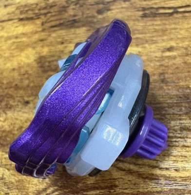 Wyvern Hover 2-80GN Beyblade X UX-00 Metal Coat Violet DMM Kuji
