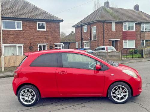 toyota yaris SR d4d - Picture 6 of 16