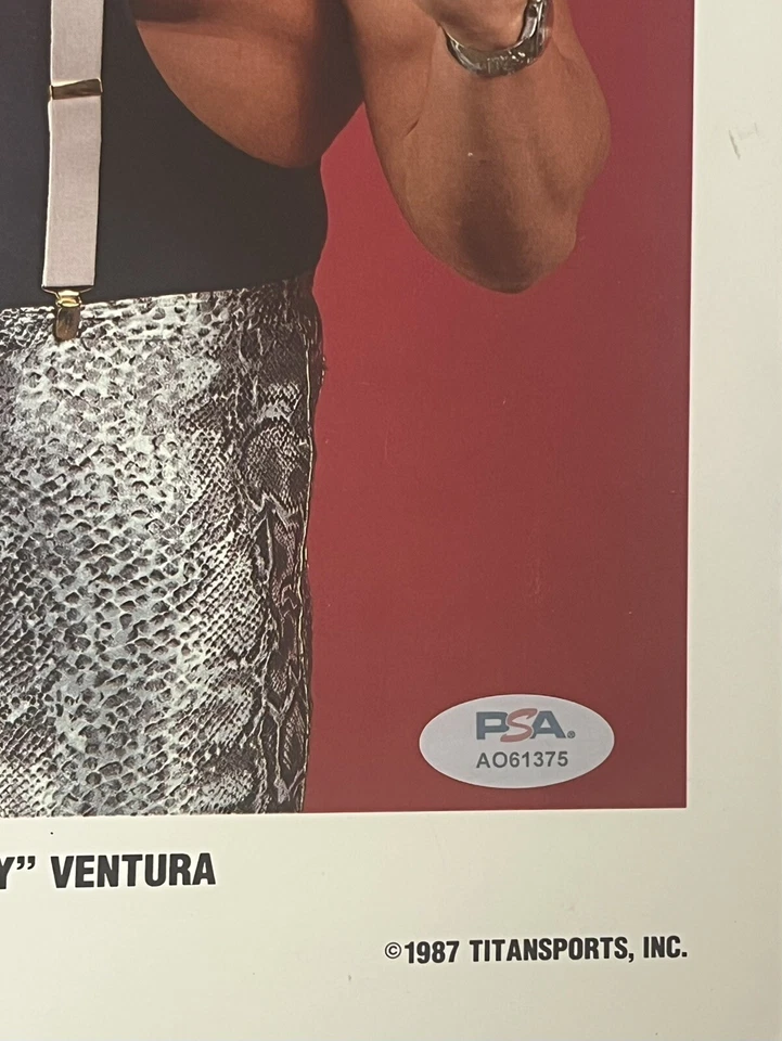 FOTO PROMOCIONAL ORIGINAL FIRMADA POR WWE JESSE VENTURA 8,5X11 CON CERTIFICADO DE AUTENTICIDAD PSA DE 1987 Foto 3 de 4