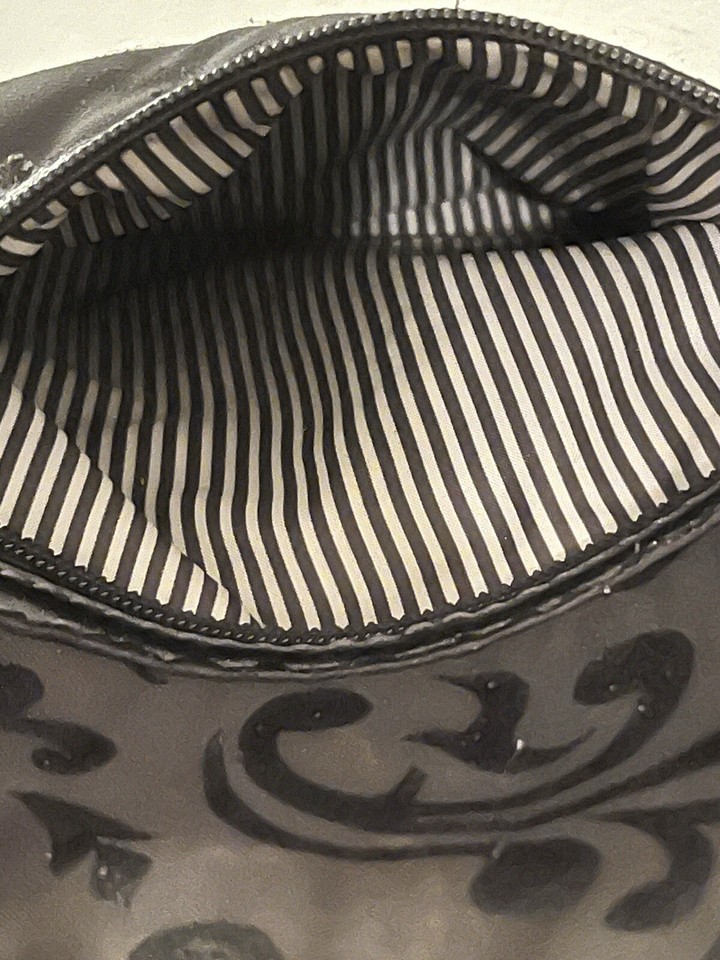 Vera Bradley Purse Crossbody Quilted Black Hipster Bag Travel Vacation