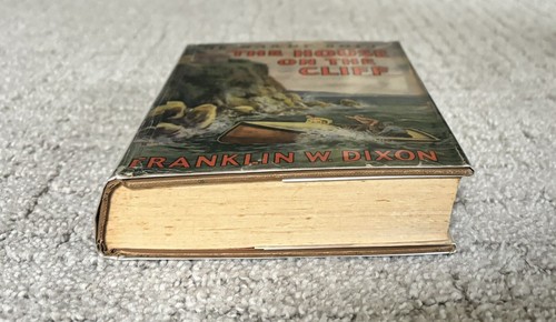 The House on the Cliff by Franklin W. Dixon Hardy Boys - Picture 6 of 12