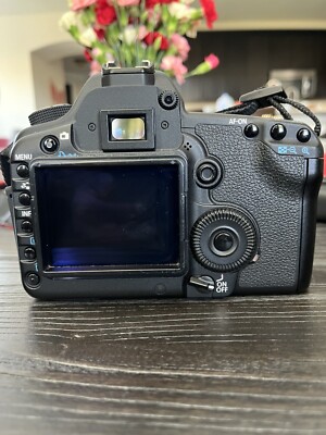 Canon 5d Mark ii + 28-135mm Lens + Battery Grip