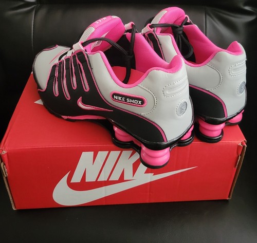 LIMITED Hot New Women Pink, Gray, Black Nike Shox Delivers Running CUSTOM Shoes - Picture 4 of 5