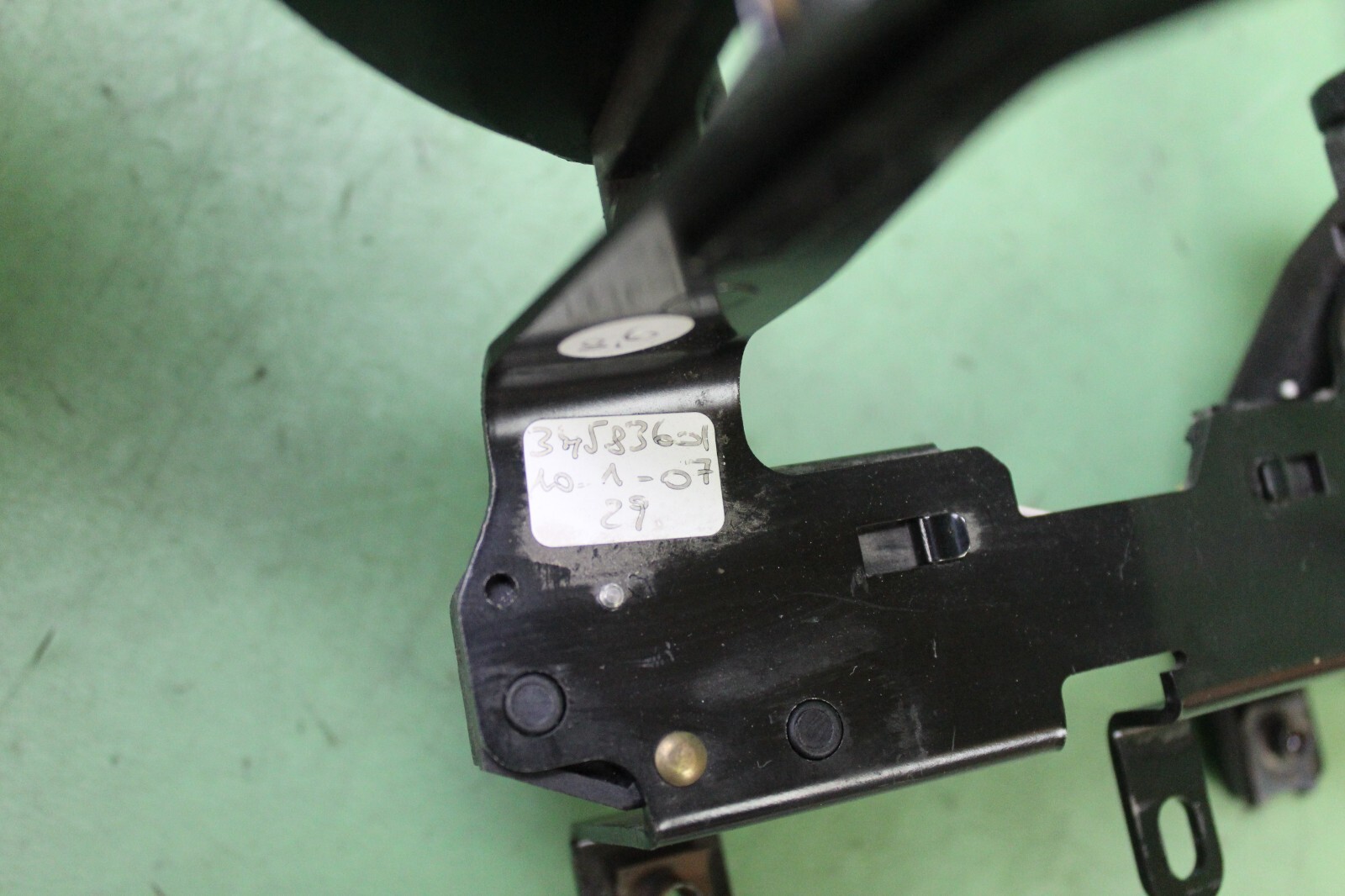 04-08 MASERATI QUATTROPORTE STEERING WHEEL PEDDLE SHIFTERS ASSEMBLY OEM