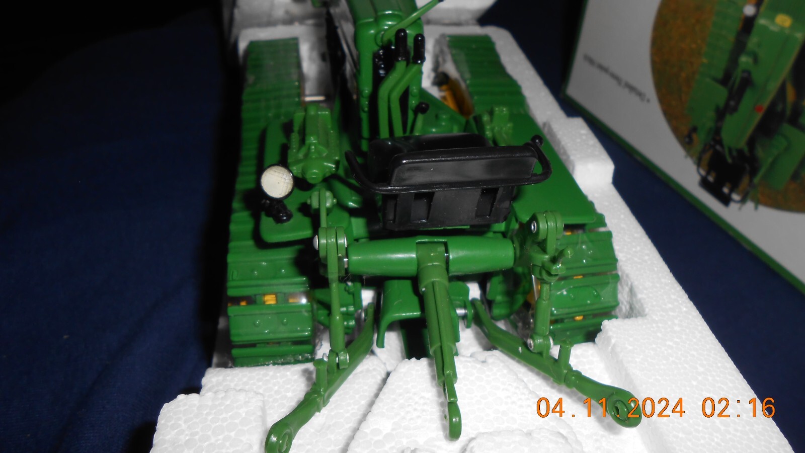 Picture 3 of 9