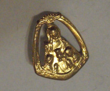Vintage religious gold tone Jesus 1st First Holy Communion pin brooch medal