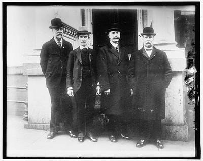 Photo:British Labor Mission