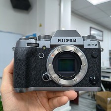 Fujifilm X-T2 XT2 Black 24.3MP Digital Mirrorless Camera W/Charger - 90 New