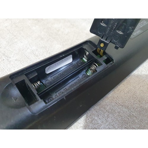 Samsung BN59-00611A Remote Control Black Wireless for LE-23R88BD, LE-22S86BD TV - Picture 9 of 10