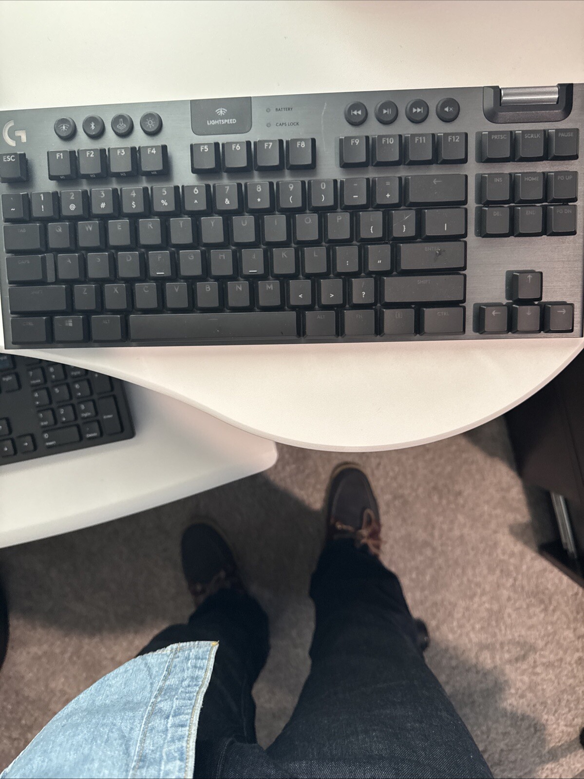 Logitech G915 Lightspeed Wireless Tactile Rgb Mechanical Gaming Keyboard