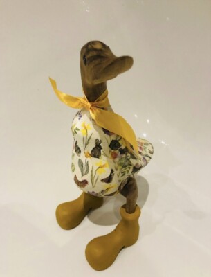 Ente aus Holz mit Stiefeln | Frühling Tiermotiv | Ostern | Wohndeko