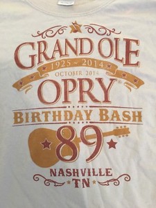 Tank Top Grand Ole Opry Country – Look Décontracté Et Graphique !