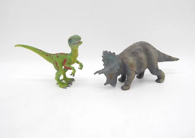 Schleich 16406 Triceratops ca. 16 cm & 14509 Velociraptor ca. 20 cm - Bild 1 von 2