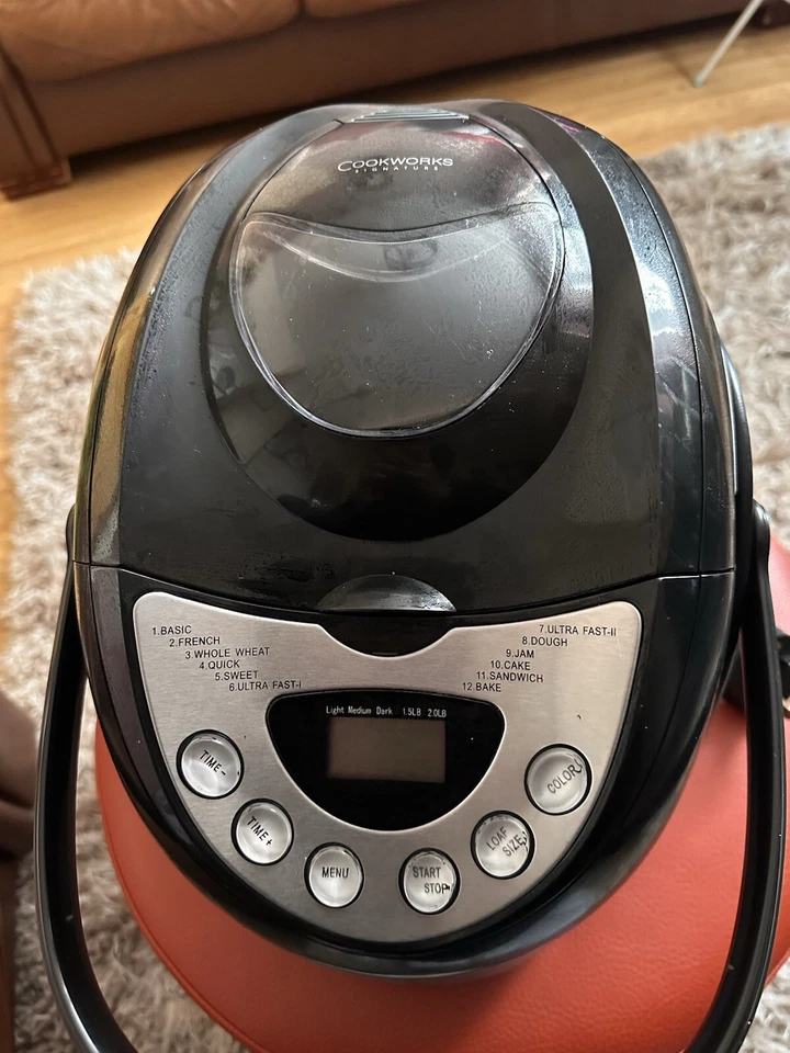 Cookworks Signature Stainless Steel Bread Maker Model XBM1129S. - Image 2 of 4