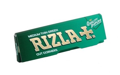 25 Heftchen RIZLA Green Medium Thin, kurzes Zigarettenpapier mit Cut Corners